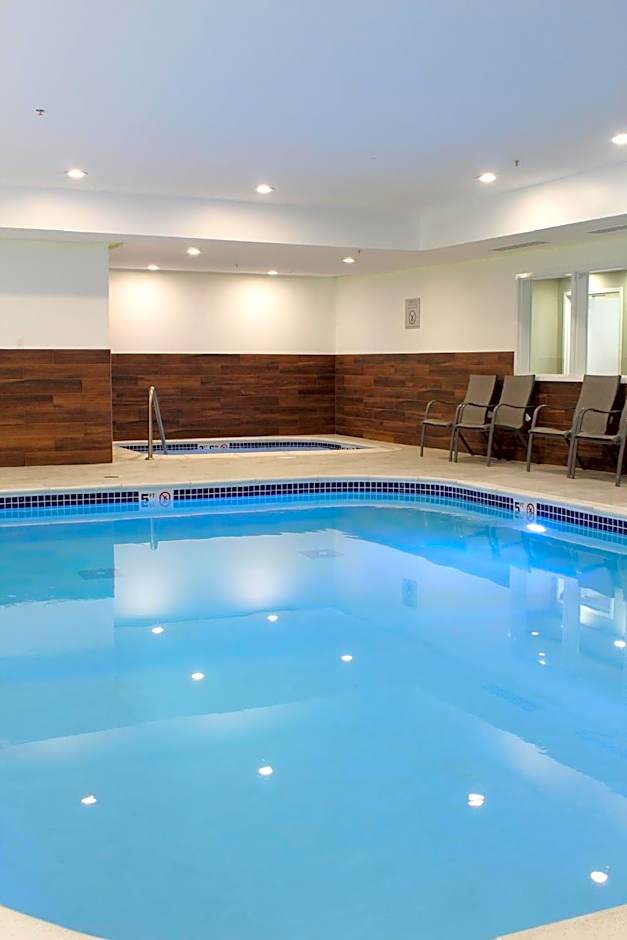 Fairfield Inn & Suites by Marriott Detroit Farmington Hills