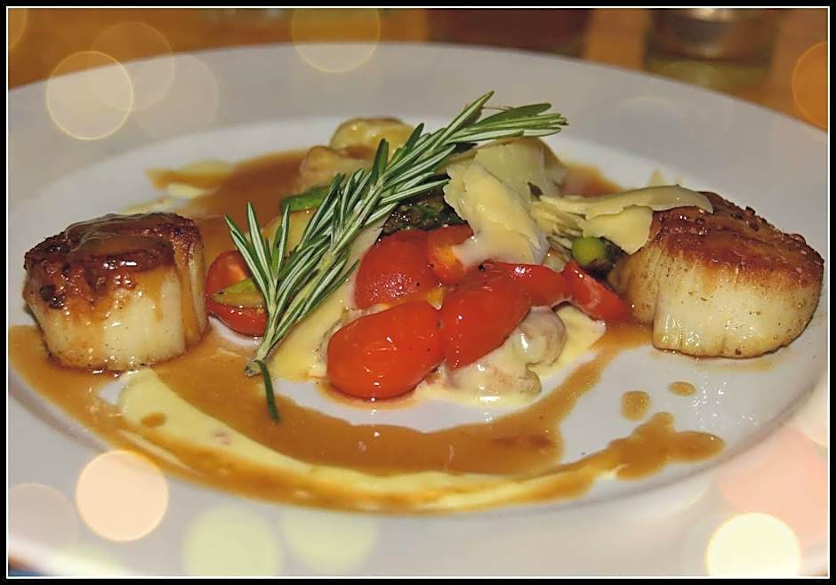 CAMELOT RESTAURANT & INN - BED AND BREAKFAST - ADULT ONLY