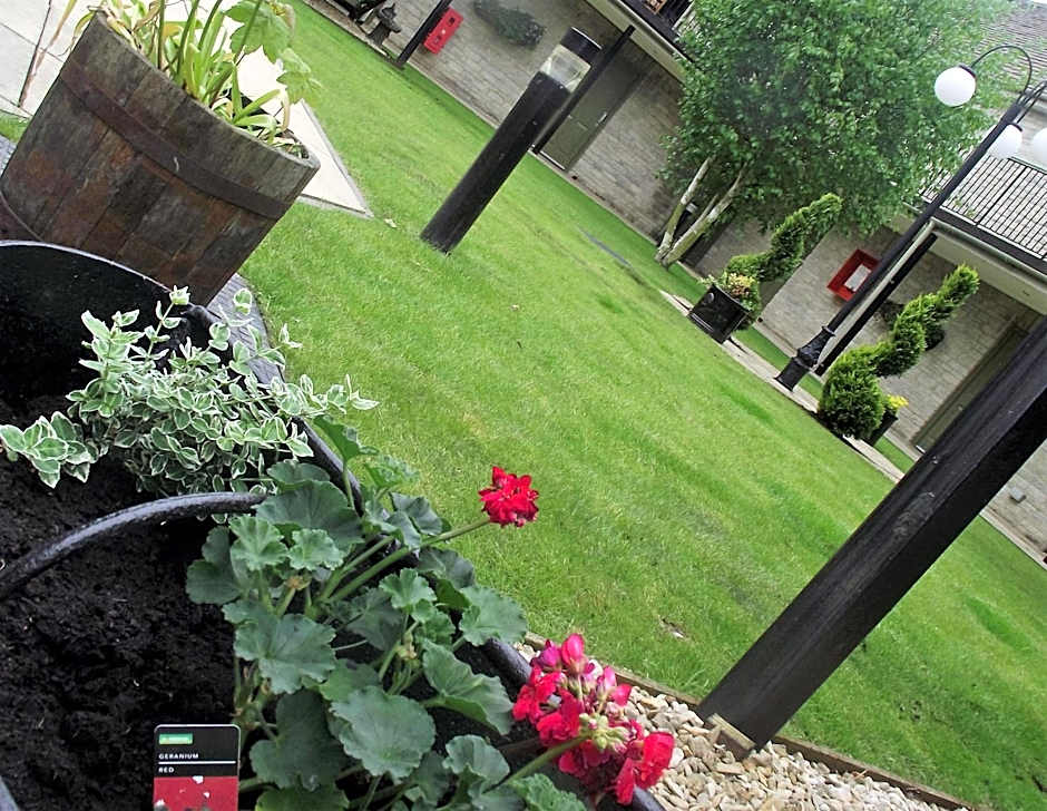 Sturdy`s Castle - Historic Coaching Inn near Blenheim Palace, Oxfordshire