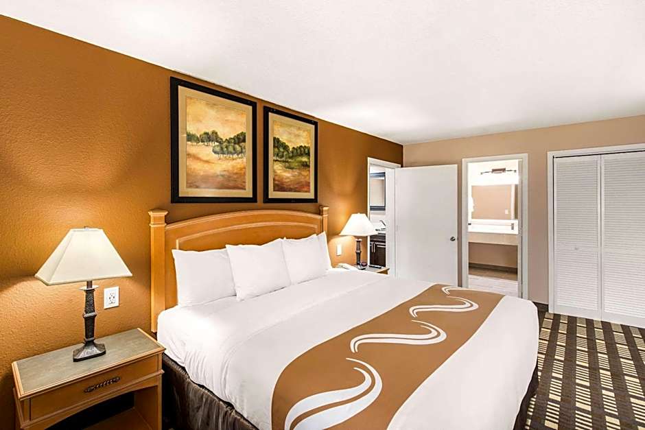Quality Inn & Suites Plano