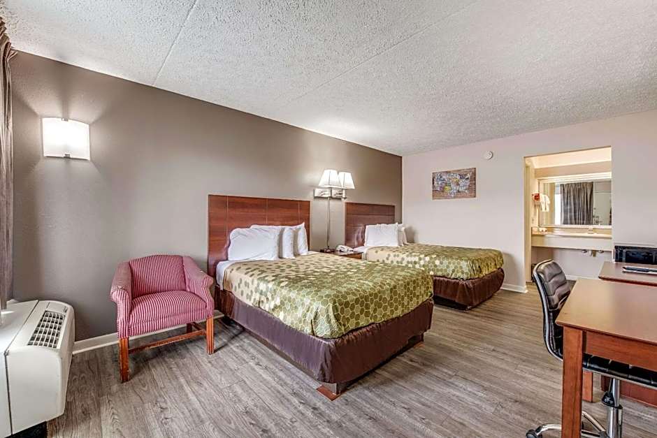 Photo 1 of 5 of 2 Double Beds, Nonsmoking