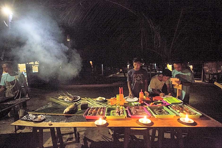 Island View Bar & Bungalow