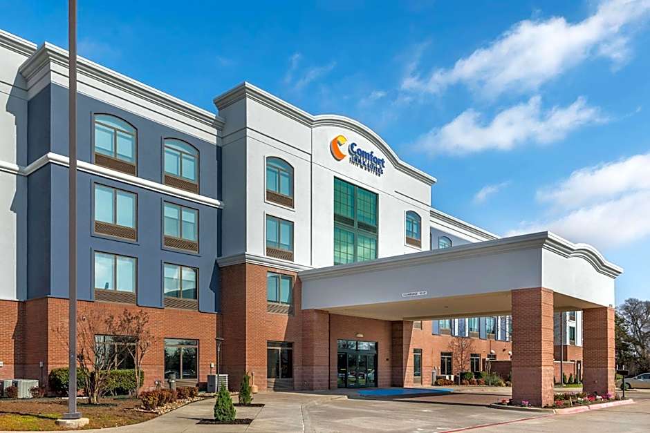 Comfort Inn & Suites Frisco East - McKinney