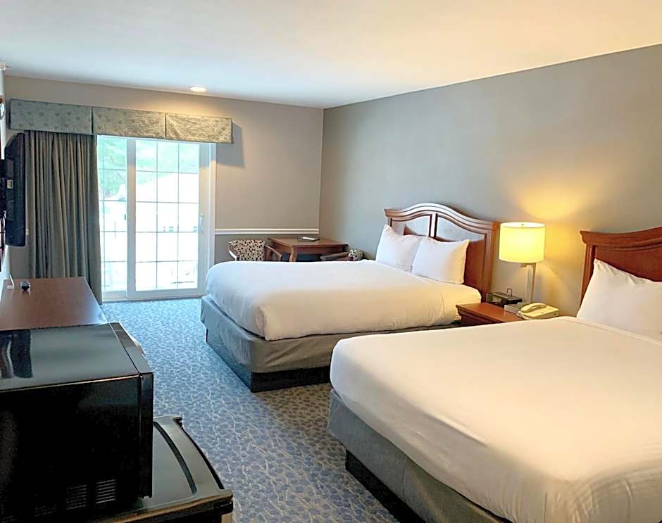 Golden Gables Inn