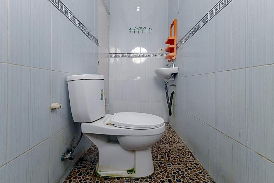 RedDoorz @ Villa Puncak Tidar