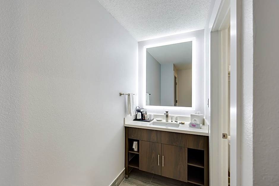Red Lion Inn & Suites Grants Pass