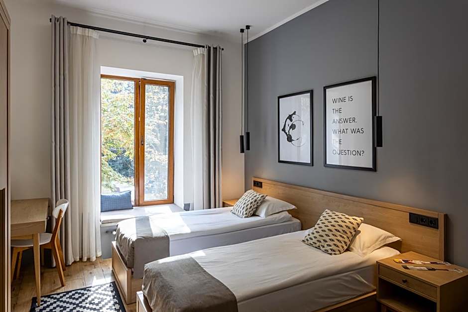 Wine and Pillow Hotel by Frapolli