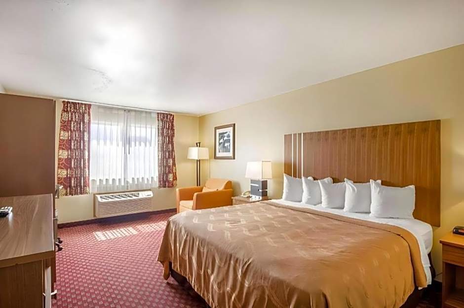 Quality Inn Mineral Point
