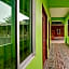 OYO 90462 Padang Besar Green Inn