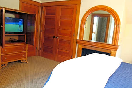 Queen Room with Balcony