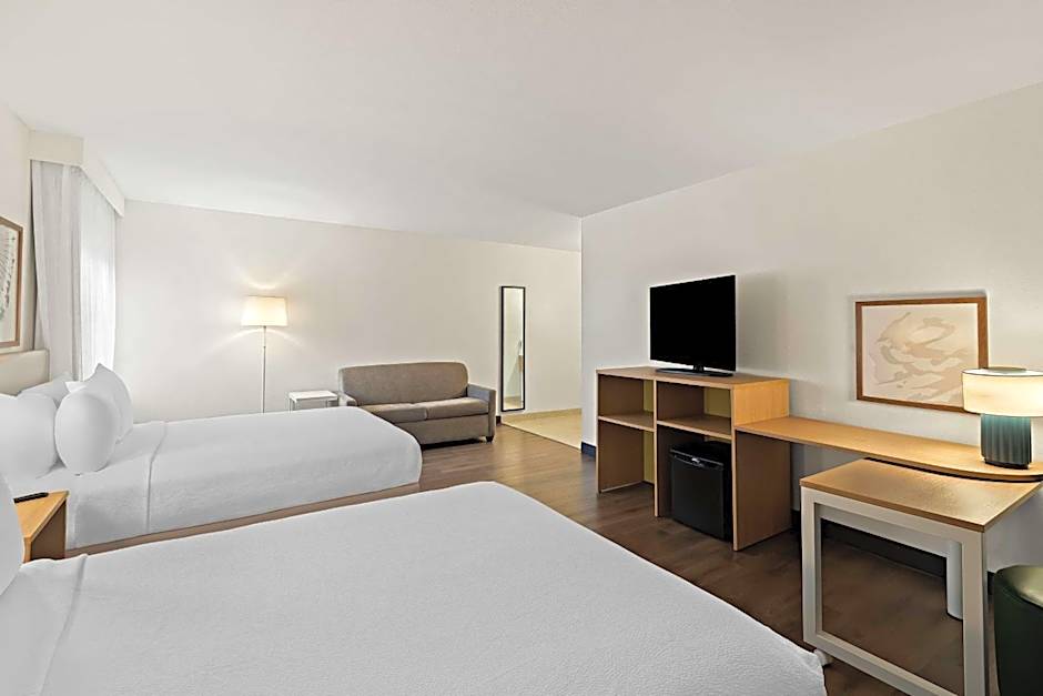 Spark by Hilton Wichita East