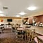 Super 8 by Wyndham Milwaukee Airport