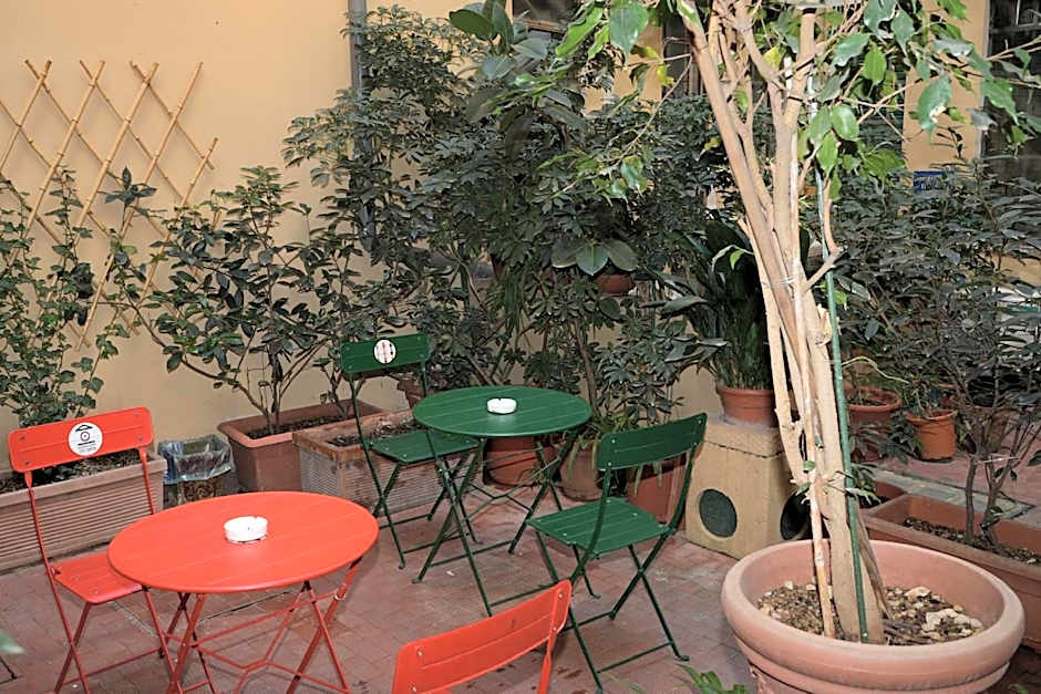 BOBOTEL URBAN Guesthouse