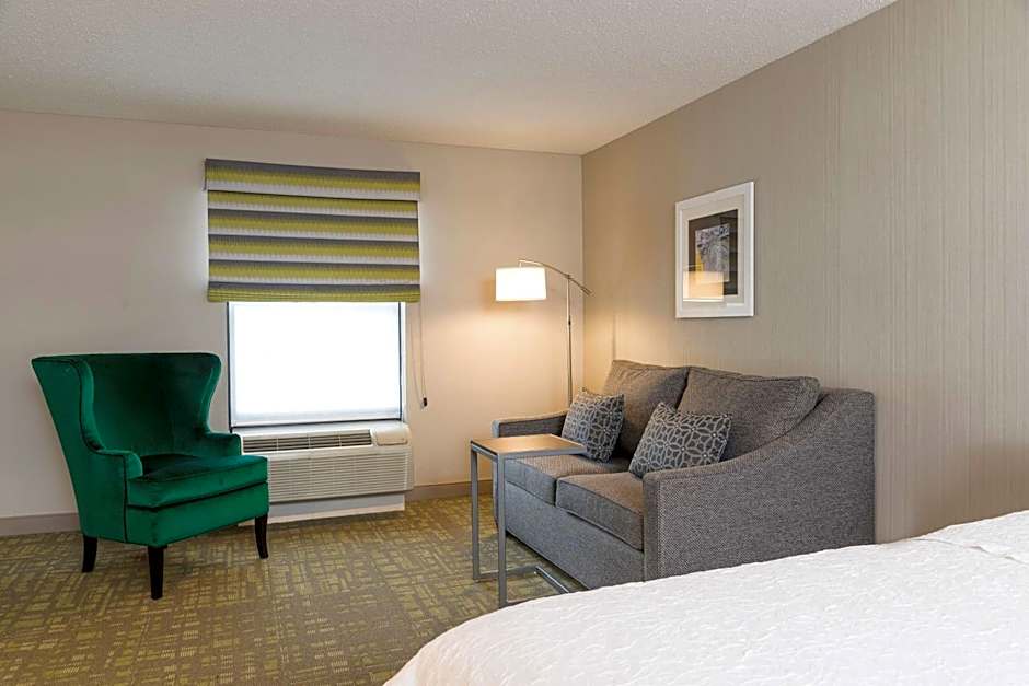 Hampton Inn By Hilton & Suites East Lansing/Okemos