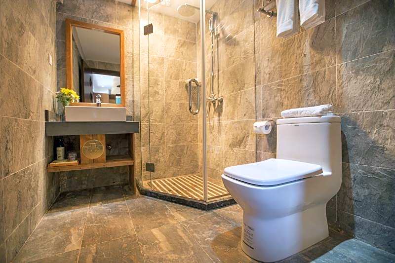 Lijiang Guiyuantianju Inn Branch1