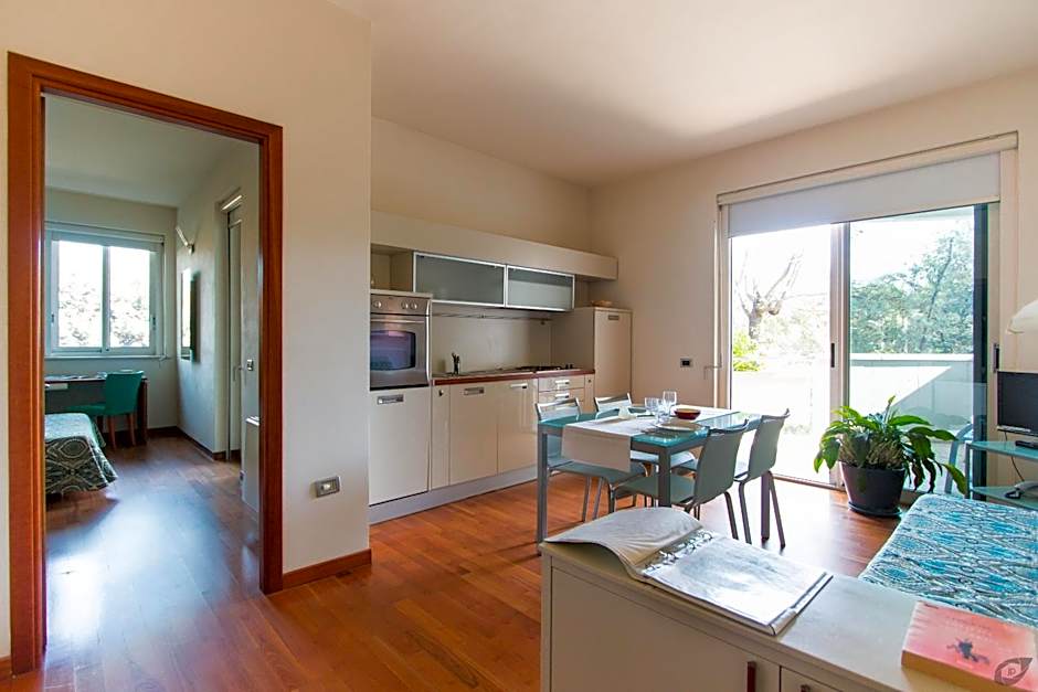 Verdeluna ApartHotel