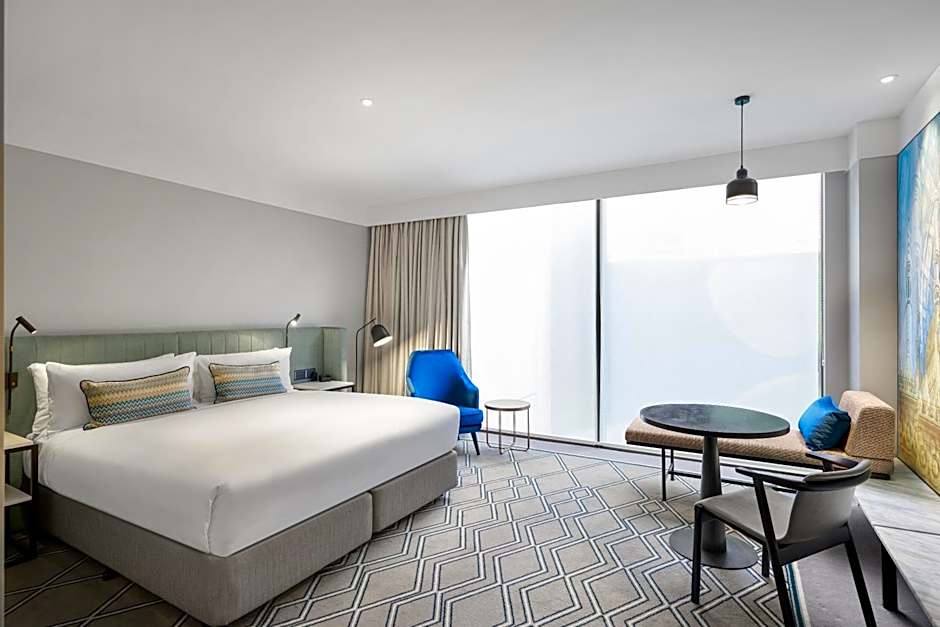 Hilton Melbourne Little Queen Street