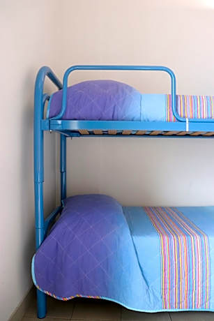 Bed in 6-Bed Mixed Dormitory Room