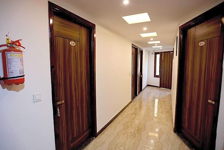 The Hoften Blue Magnets, Dalhousie