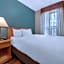 Econo Lodge Inn & Suites
