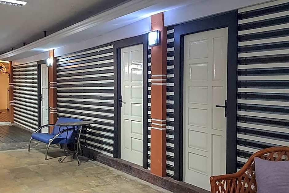 Rocky Guest House Syariah Mitra RedDoorz