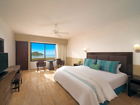 Habitación con vista a la Piscina