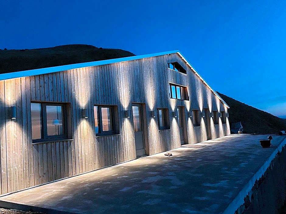 Farmhouse Lodge