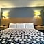 Econo Lodge Motel Village