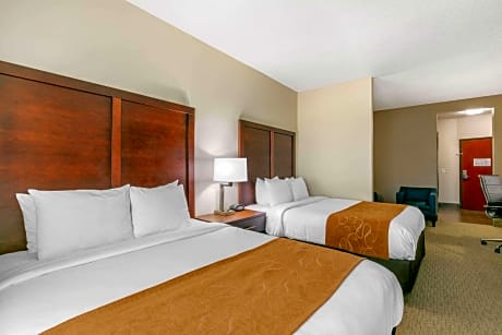 2 Queen Beds, Suite, Nonsmoking