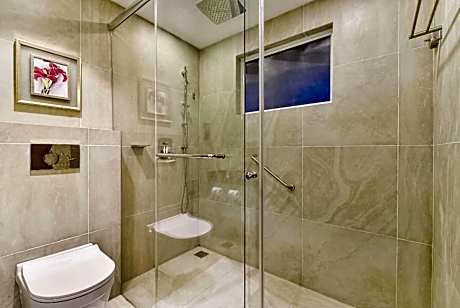 Club Double Room, Smoking