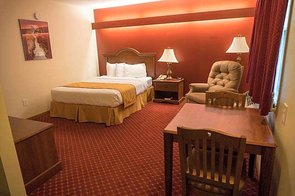 Shepherd Mountain Inn & Suites