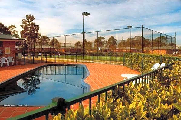 Potters Hotel & Brewery