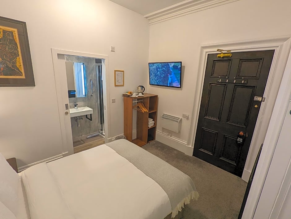 Cambeth Lodge Guesthouse