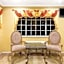Upper Lake Inn & Suites