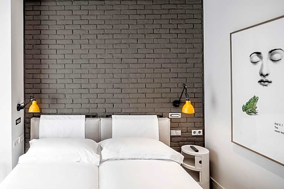 Midtown Apartments
