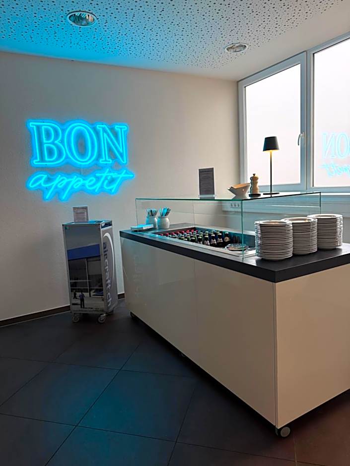Aircraft Hotel & Events