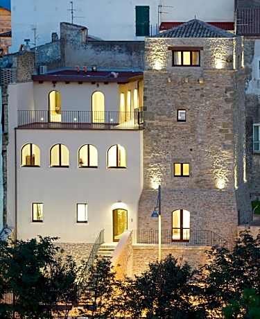 Torre della Loggia - Dimora Storica - Ortona