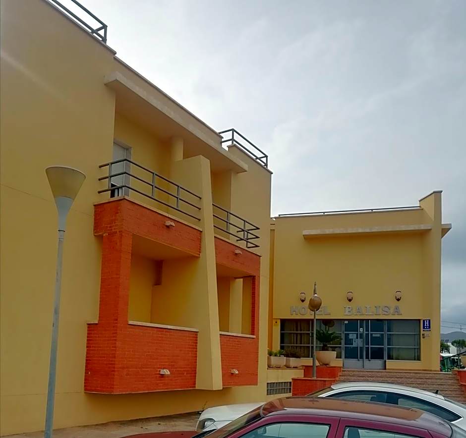 Bayo Lirola Hotel Balisa