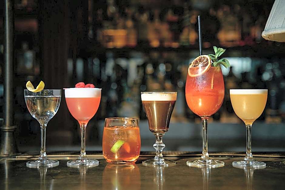 University Arms, Autograph Collection