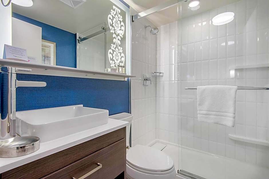 The Champlain Waterfront Hotel, an Ascend Collection Hotel