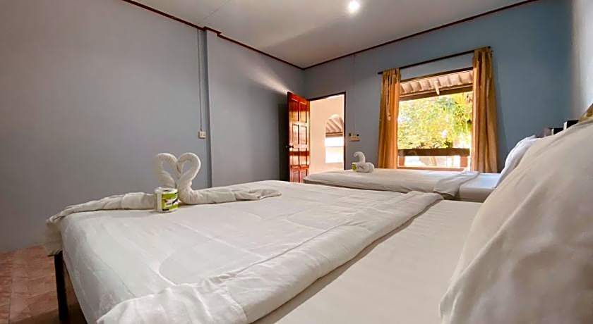 PHUPHA Bungalow Haad Rin