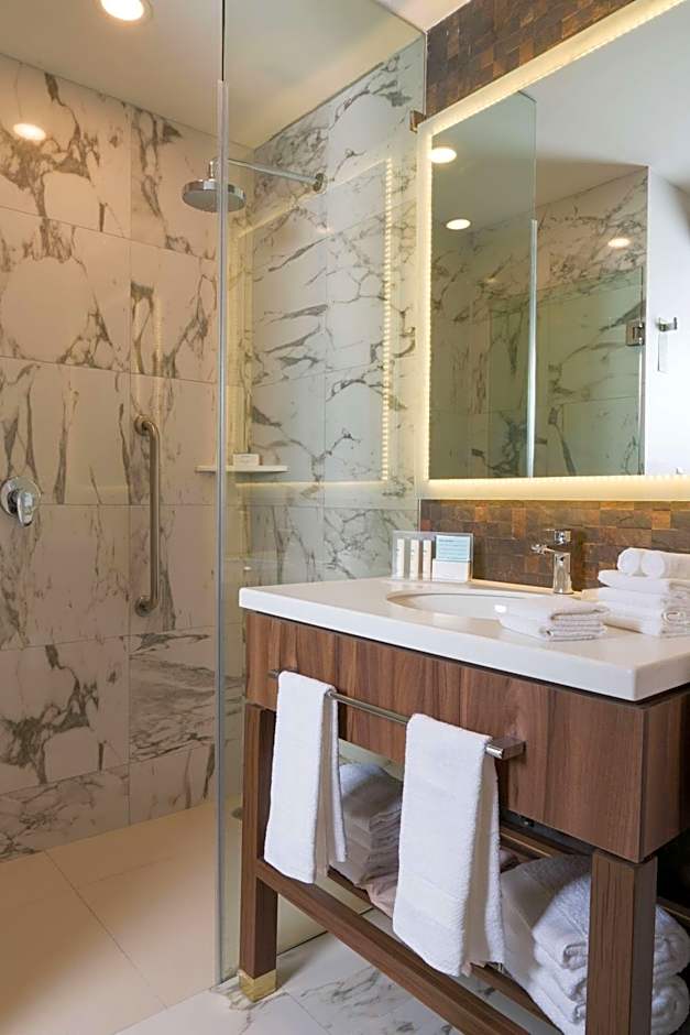 Hampton Inn by Hilton Irapuato