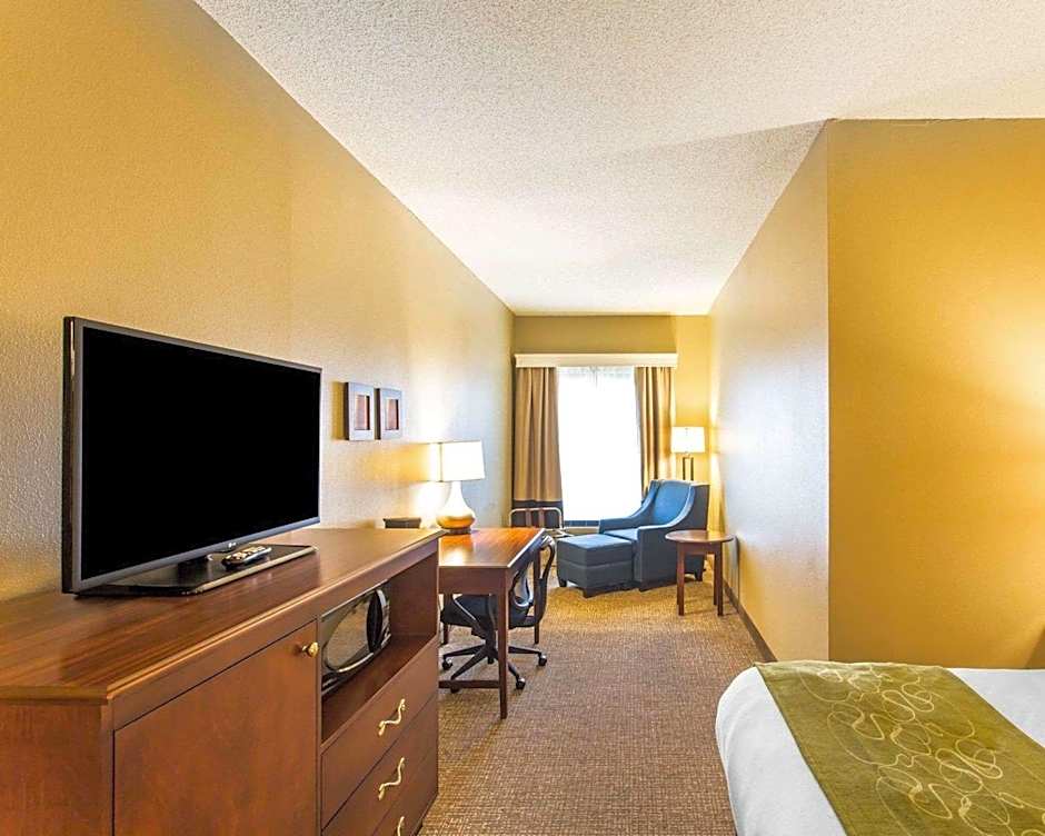 Comfort Suites Cookeville