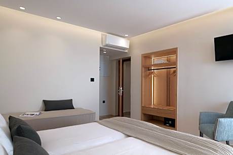 Superior Double or Twin Room with Sea View