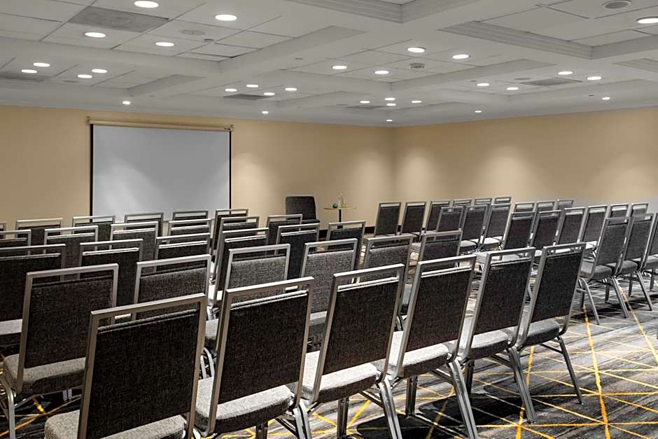 Holiday Inn Boston - Dedham Hotel & Conference Center By IHG