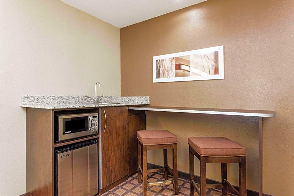 Microtel Inn & Suites By Wyndham Macon