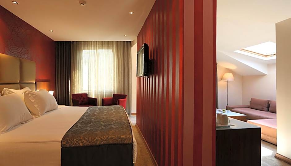 Riva Reşatbey Luxury Hotel