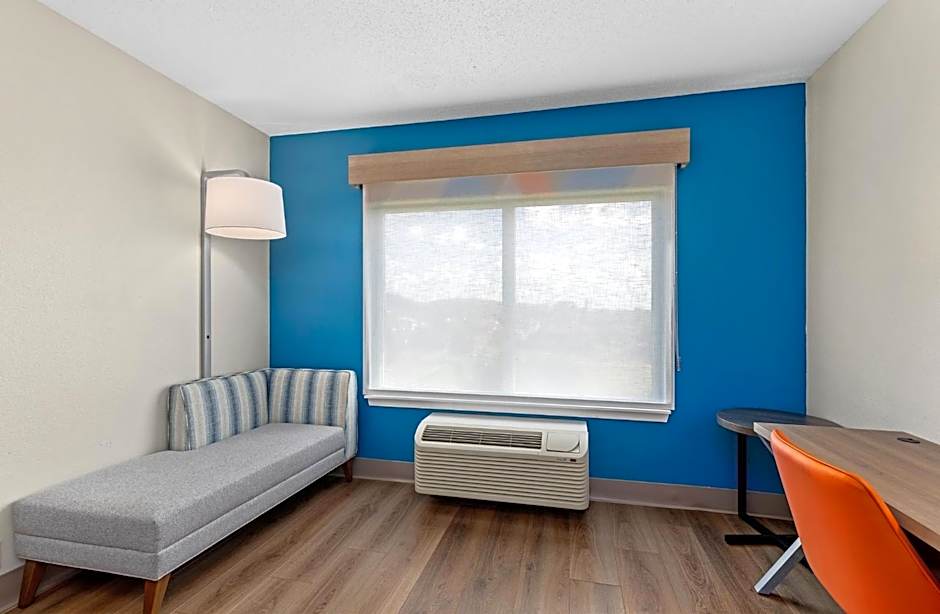 Holiday Inn Express Hotel & Suites Ooltewah Springs - Chattanooga By IHG