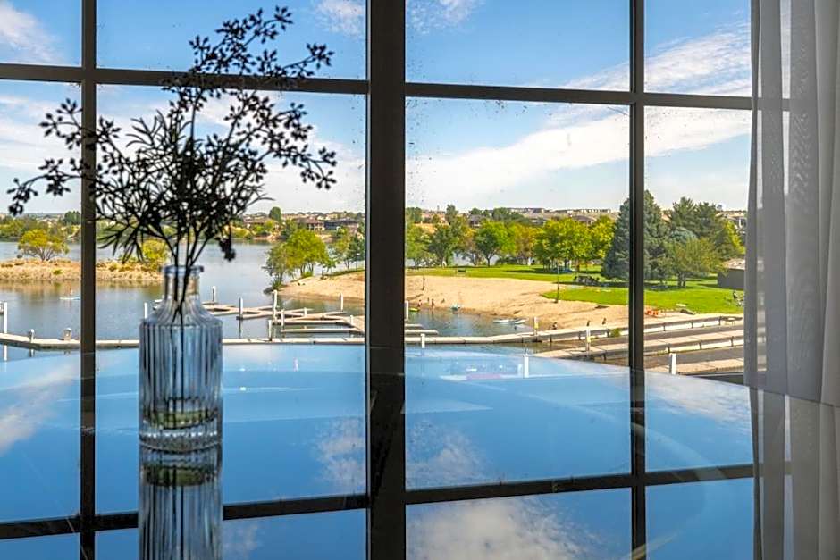 The Lodge at Columbia Point