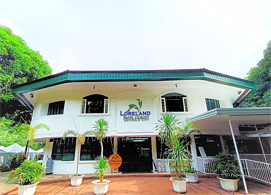 Photo 1 of 50 of Loreland Farm Resort